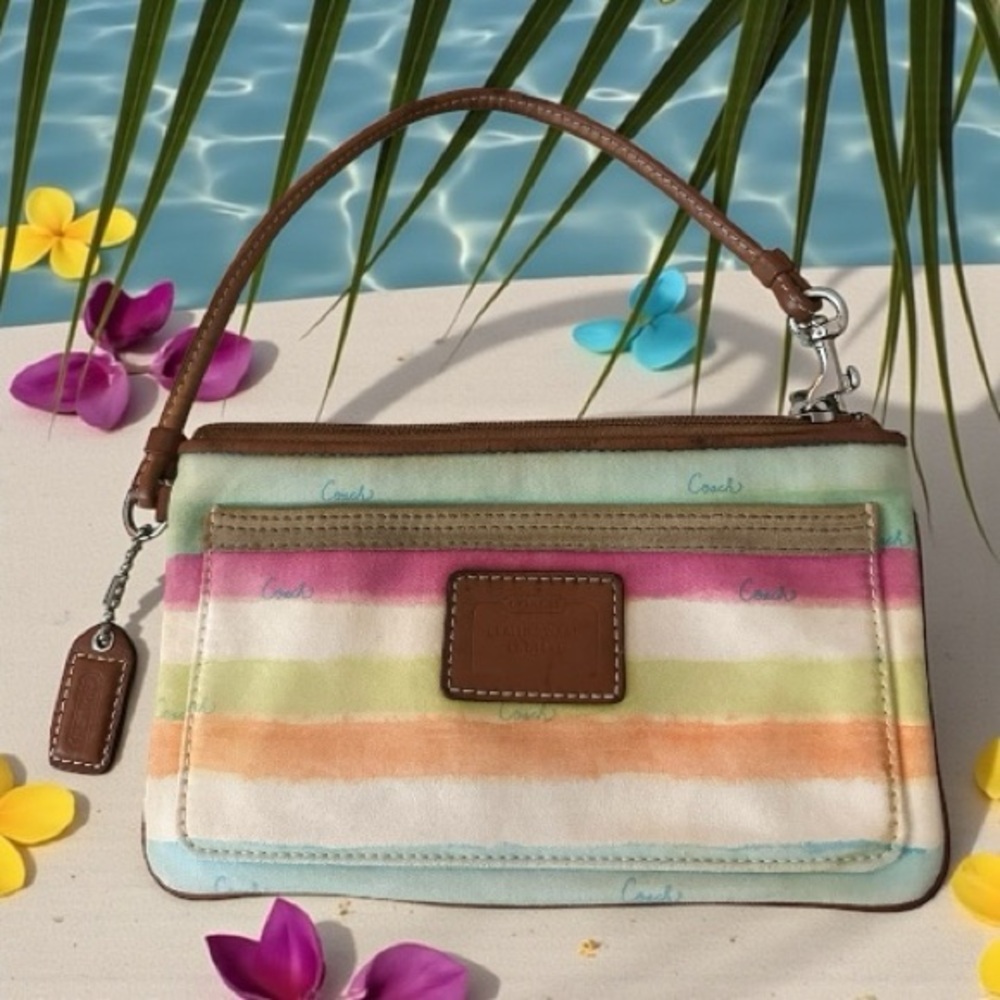 Coach Vintage Hampton Striped Watercolor Wristlet or Pouchette with Hangtag - Picture 2 of 16